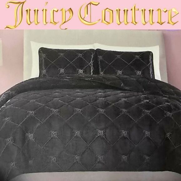 Juicy Couture Home The Rose' Collection Pink JC Logo 3-PC Satin Quilt Set - Picture 1 of 7